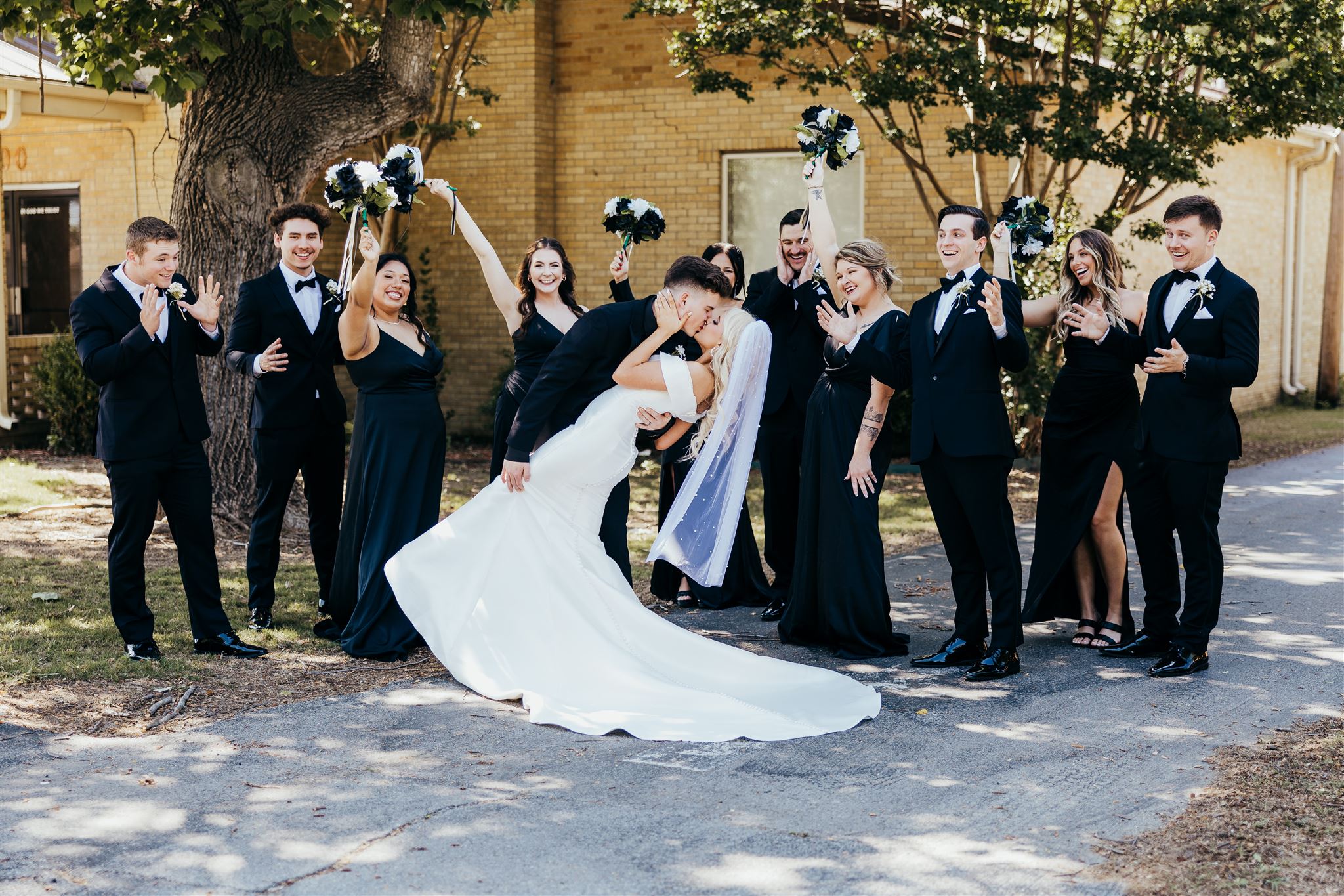 Questions-to-Ask-Arkansas-Wedding-Photographer-Legend-and-Lace-Studios-24